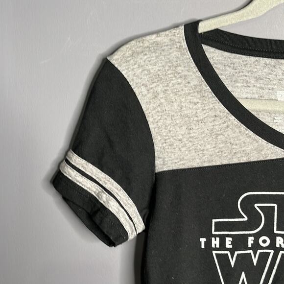 Star Wars Black and Gray Short Sleeve T Shirt Size Small - Picture 3 of 7